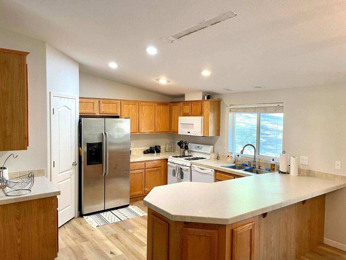 Yosemite Escapes - Pine Mountain Lake Groveland Exterior photo
